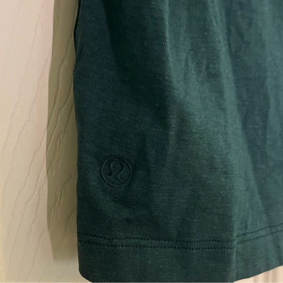 Lululemon classic fit cotton long sleeve - Picture 4 of 5